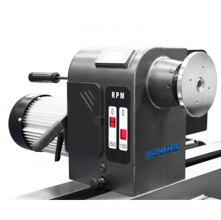 Torno  Lombarte MC 2032 VS