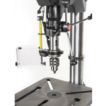 Taladro de Columna NOVA Voyager DVR 18" para Carpintería